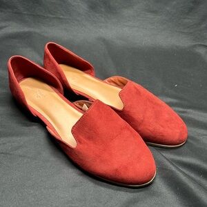 Universal Thread Women's Red Suede Loafers 10